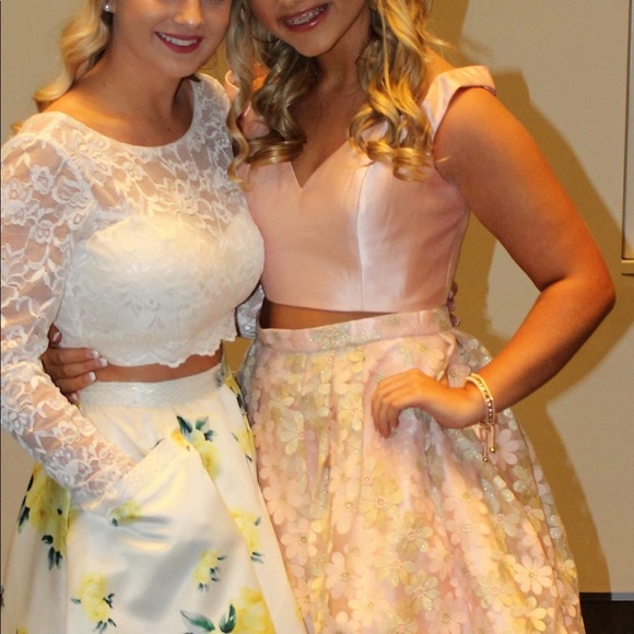 Homecoming dress - Picture 3 of 5